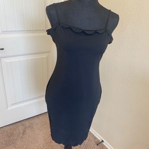 Shein Scalloped Detail Bodycon Sleeveless Dress